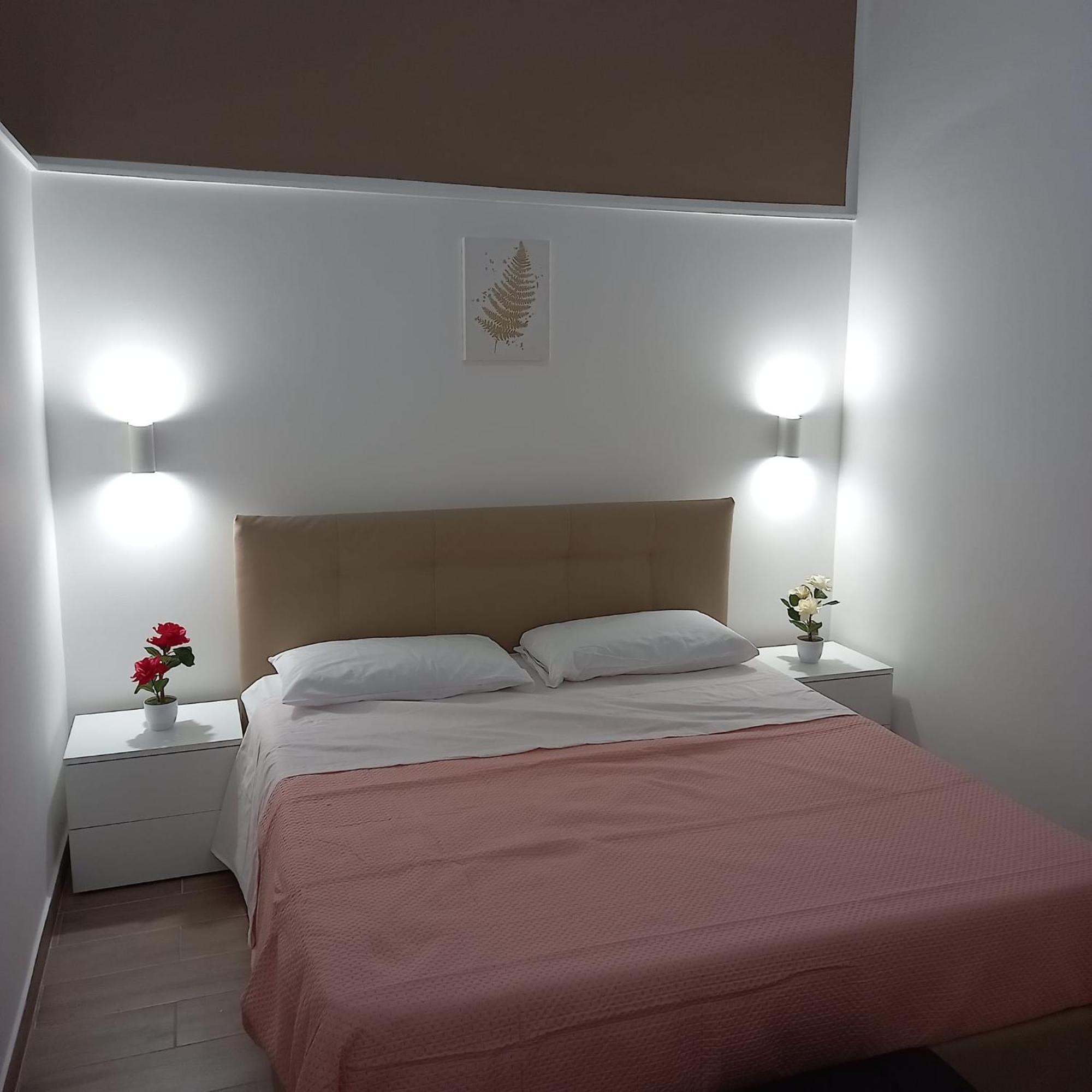Ferienwohnung A Casa Di Lori Palermo Exterior foto